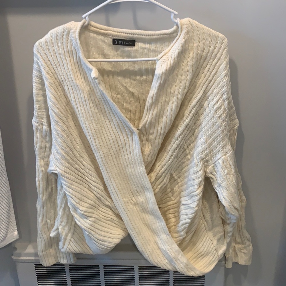 Cream twisted scoop sweater